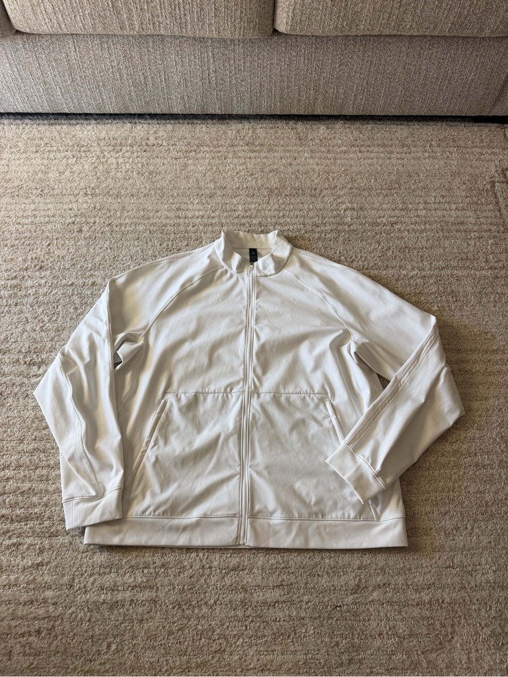 Lululemon men’s white pace breaker luxtreme track jacket size XXL